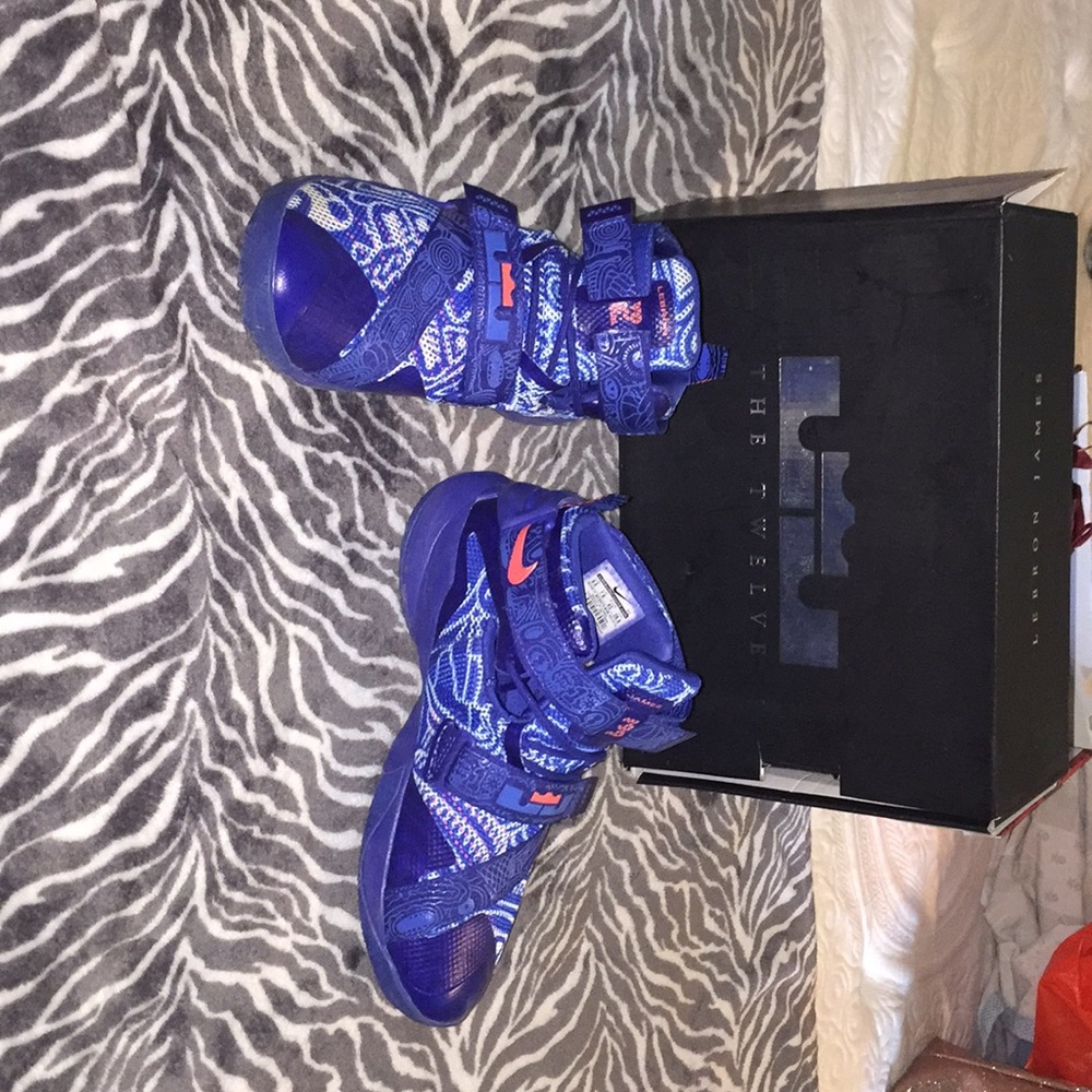 Lebron Soldier IX